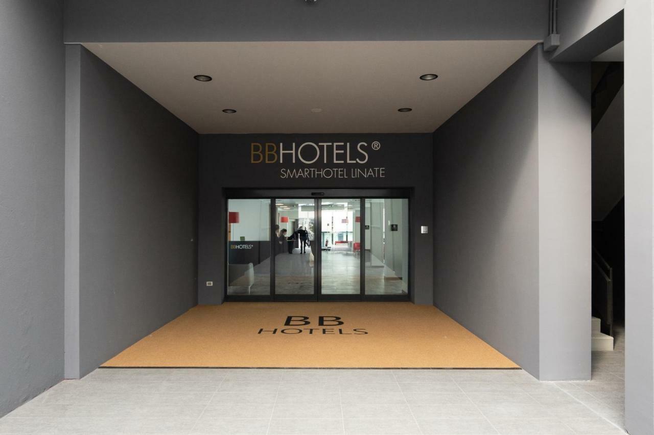 Bb Hotels Smarthotel Milano Linate ภายนอก รูปภาพ